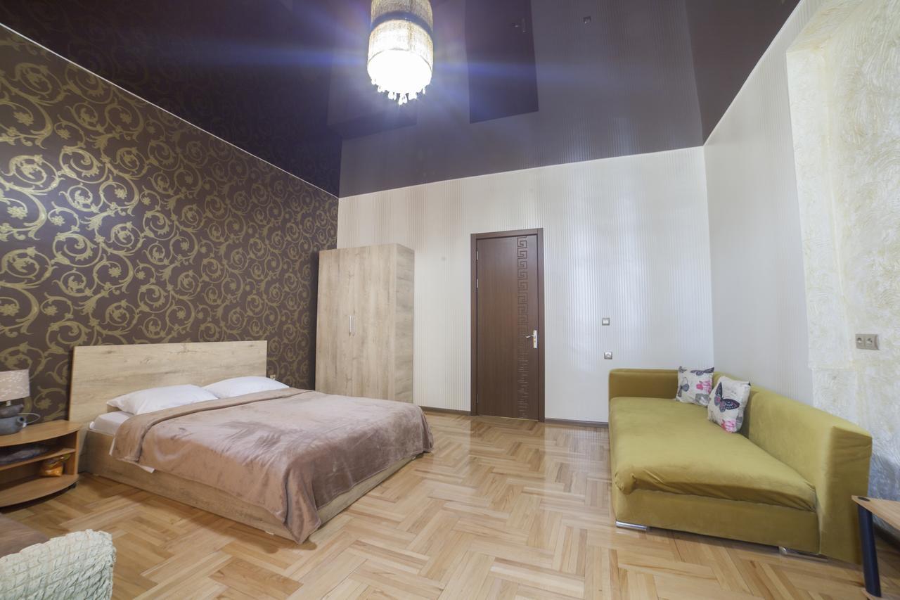 Guest House Elene Гори Экстерьер фото